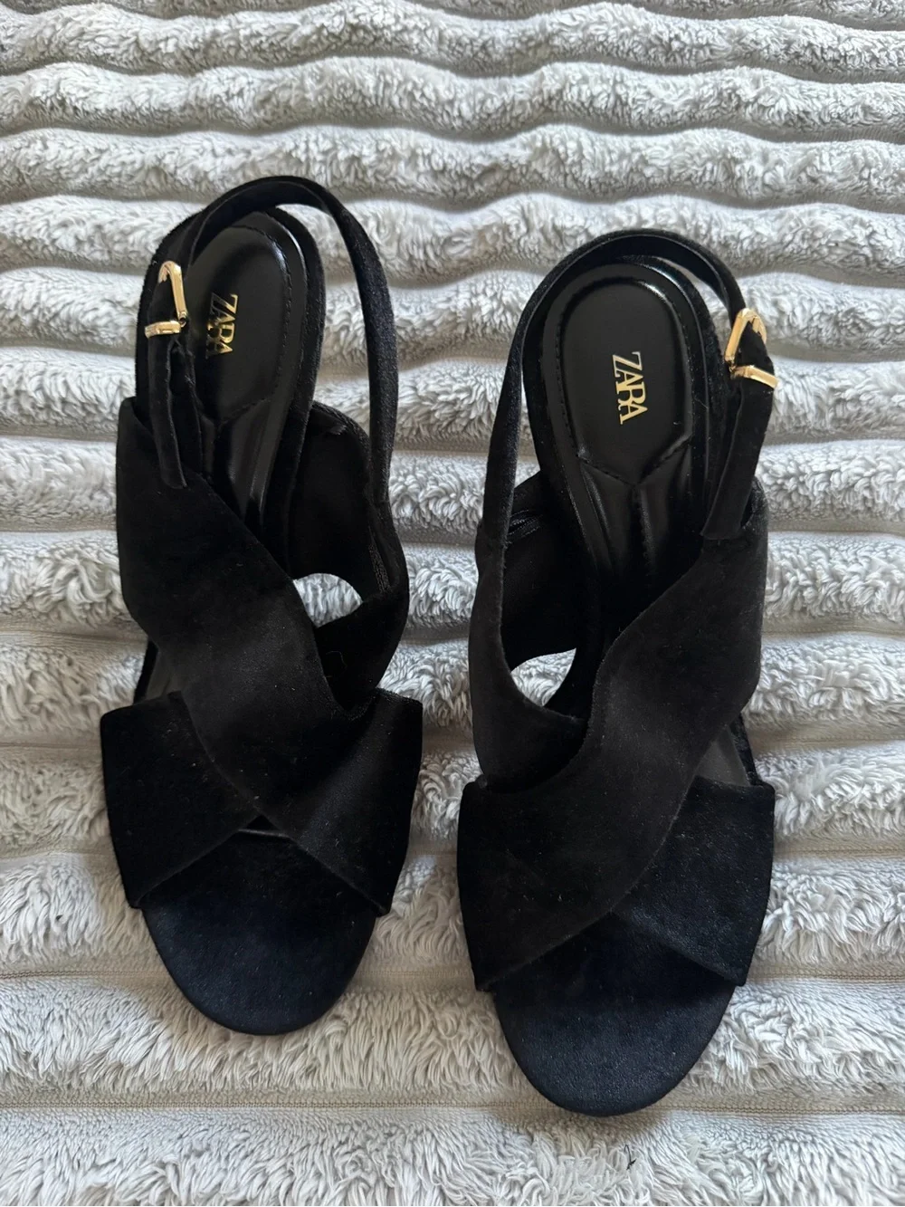 Zara Black Suede Crisscross Slingback Heels